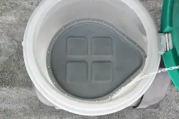 Емкость подземная U 1250 с выходом черный