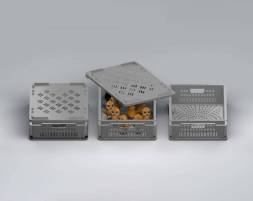 Пластиковый Ящик 600х400х150 мм для перевозки суточных цыплят и цыплят бройлеров