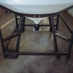 Емкость ЦКТ 5000 л с патрубком 110мм с фланцем белая