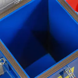 Контейнер герметичный специализированный вертикальный для битых ламп и термометров ГСК 800, 800х500х500 мм