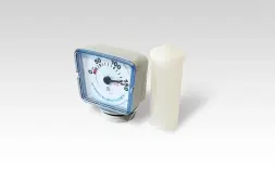 Указатель уровня жидкости механический с комплектом креплений